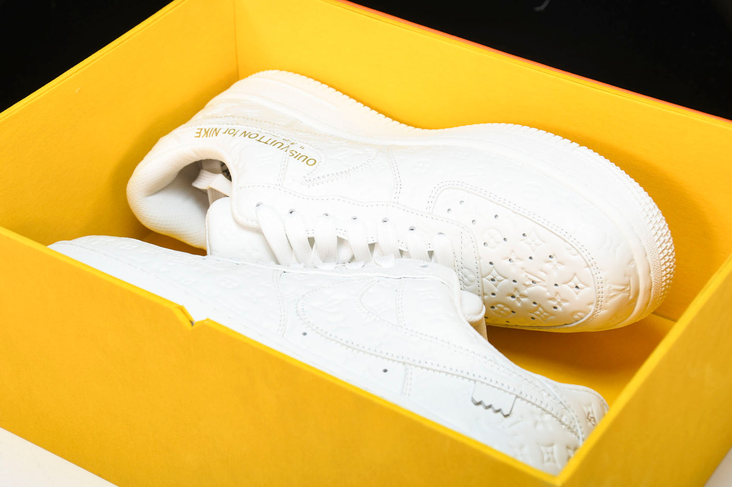 Louis Vuittоп x AF1 by Virgil Abloh 'White' (With Special Case)