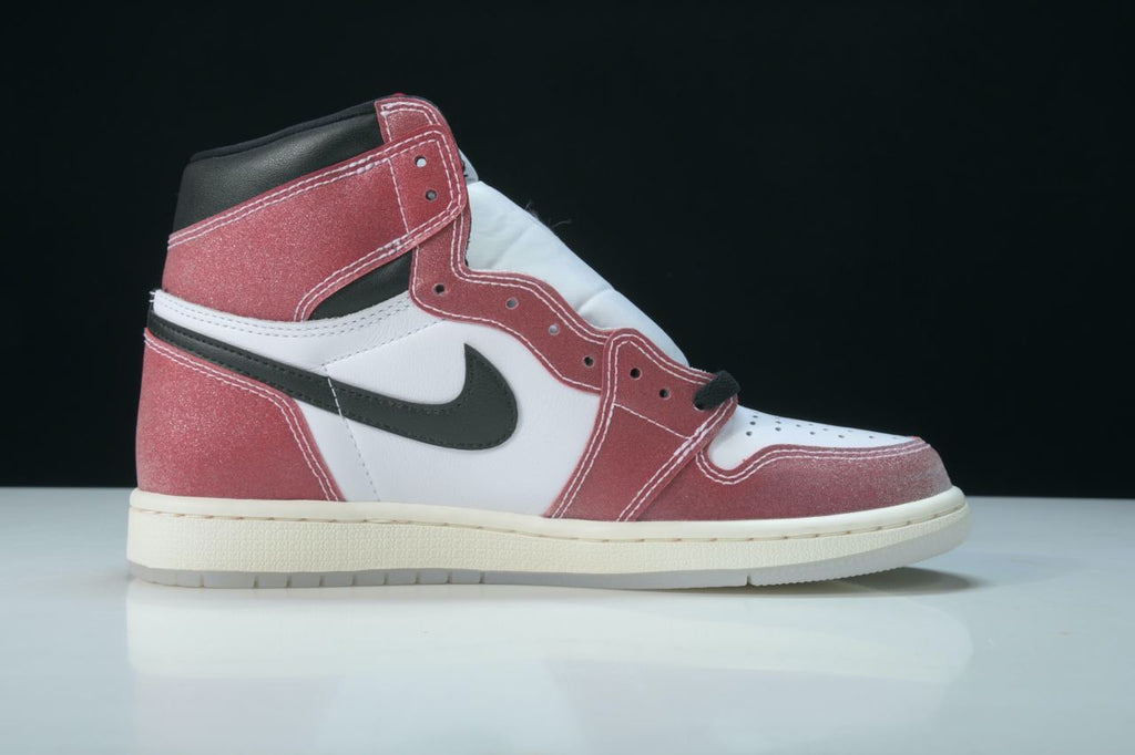 AJ1 Retro High x Trophy Room 'Chicago' â Drip Locker UK