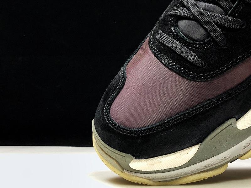 Triple S Sneaker "Bordeaux"