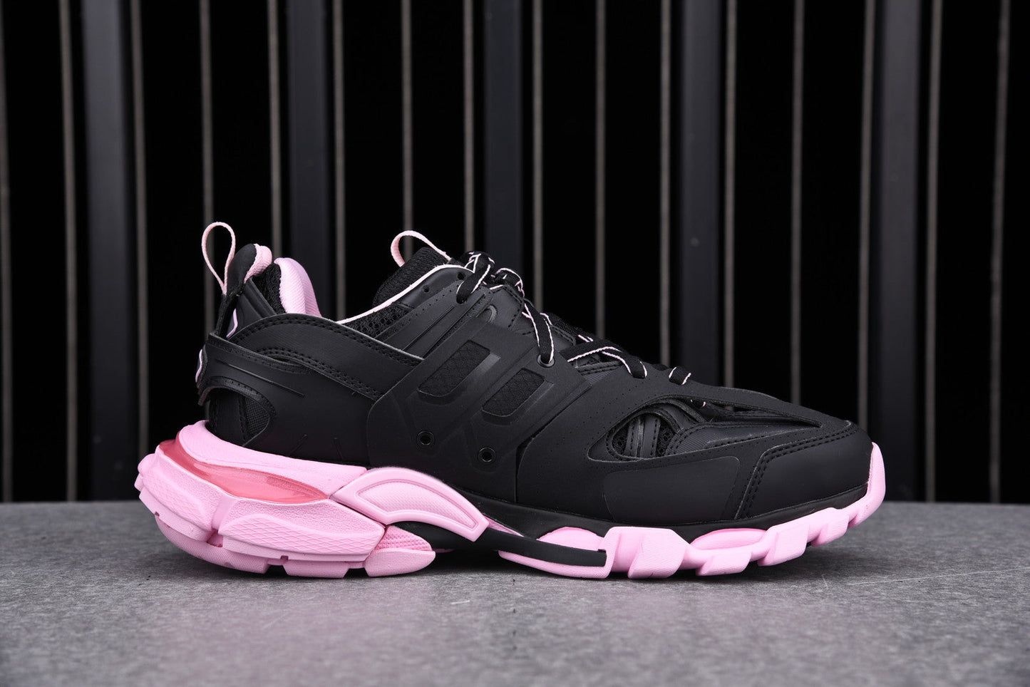 Track Trainer 'Black Pink'