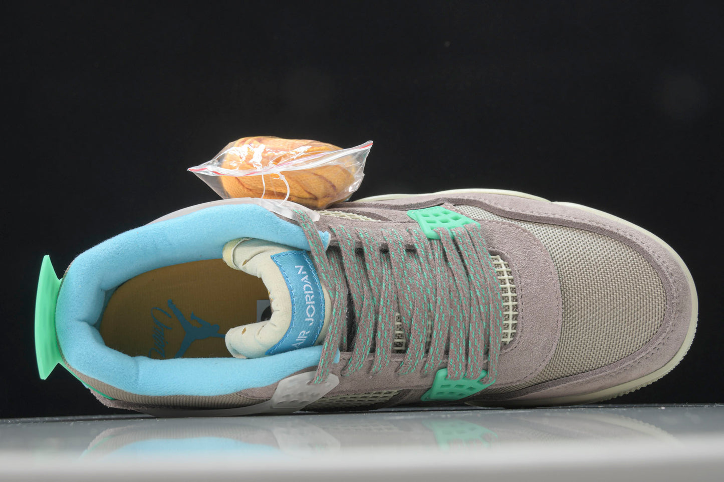 AJ4 Retro Union SP 'Taupe Haze'