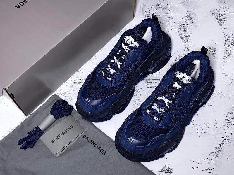 Triple S Sneaker "Navy Clear Sole"