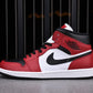 AJ1 Mid ‘Chicago Black Toe’