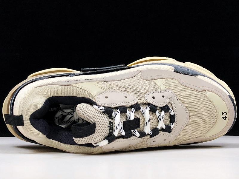 Triple S Sneaker "Beige Black"
