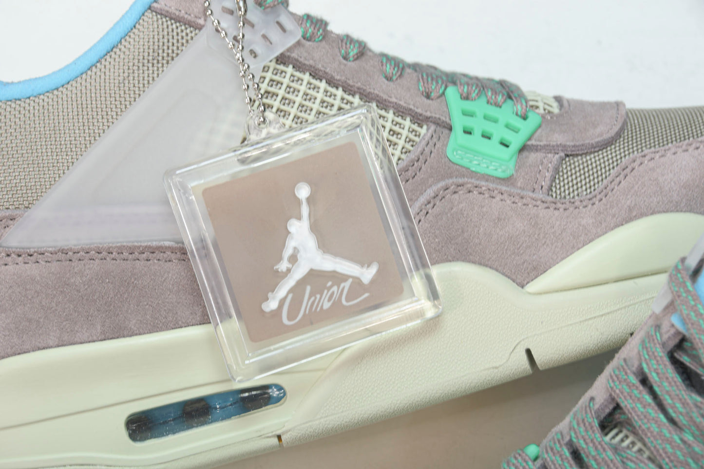 AJ4 Retro Union SP 'Taupe Haze'