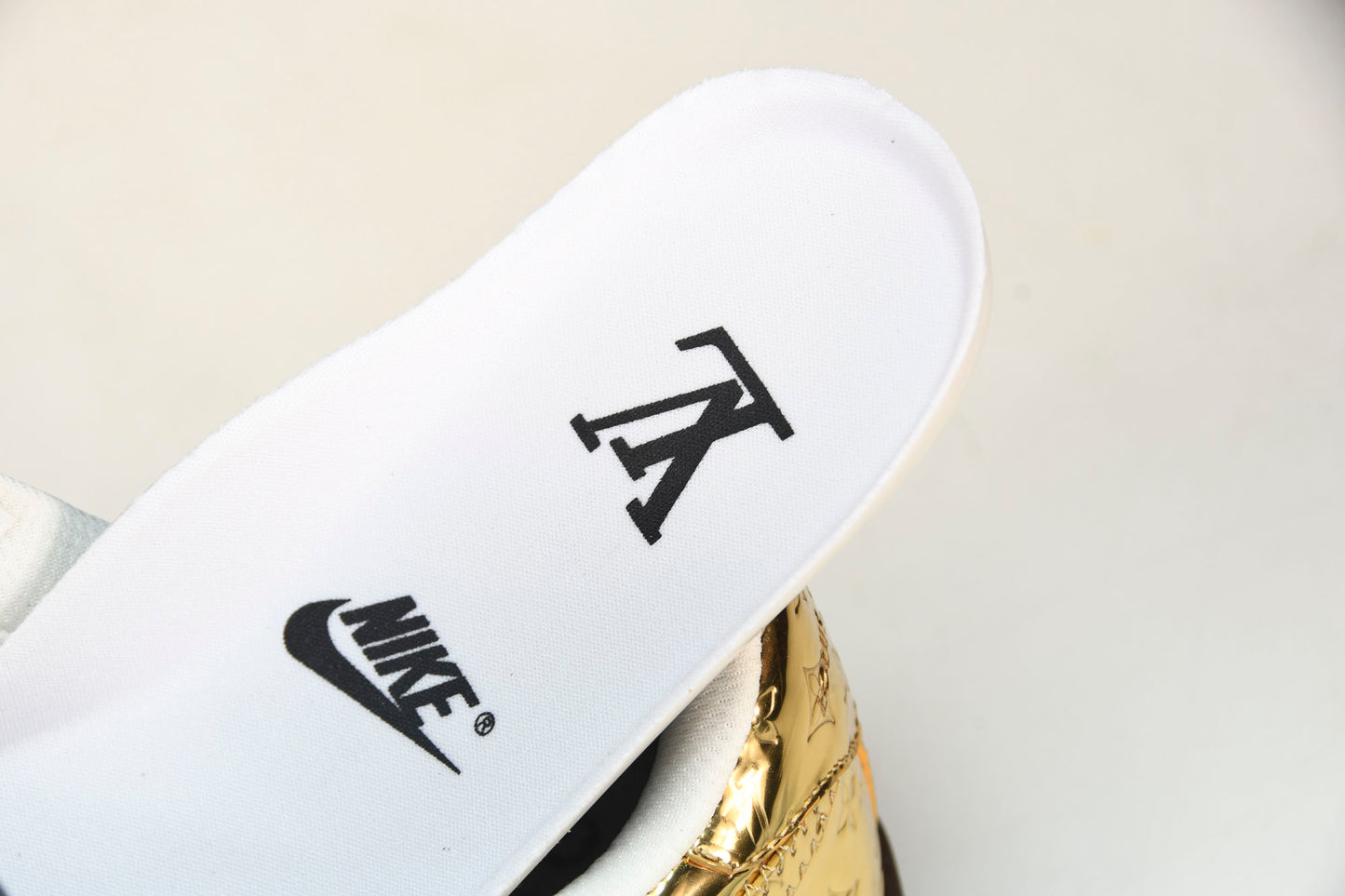 Louis Vuittоп x AF1 by Virgil Abloh 'Metallic Gold' (With Special Case)