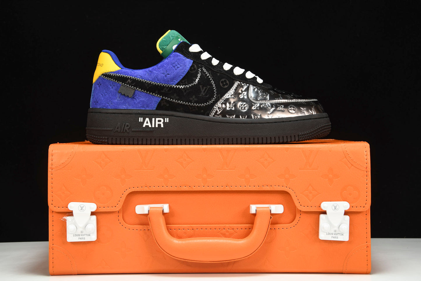 Louis Vuittоп x AF1 by Virgil Abloh 'Metallic Silver' (With Special Case)