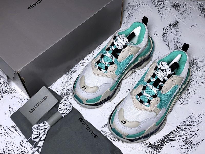 Triple S Sneaker "White Green"