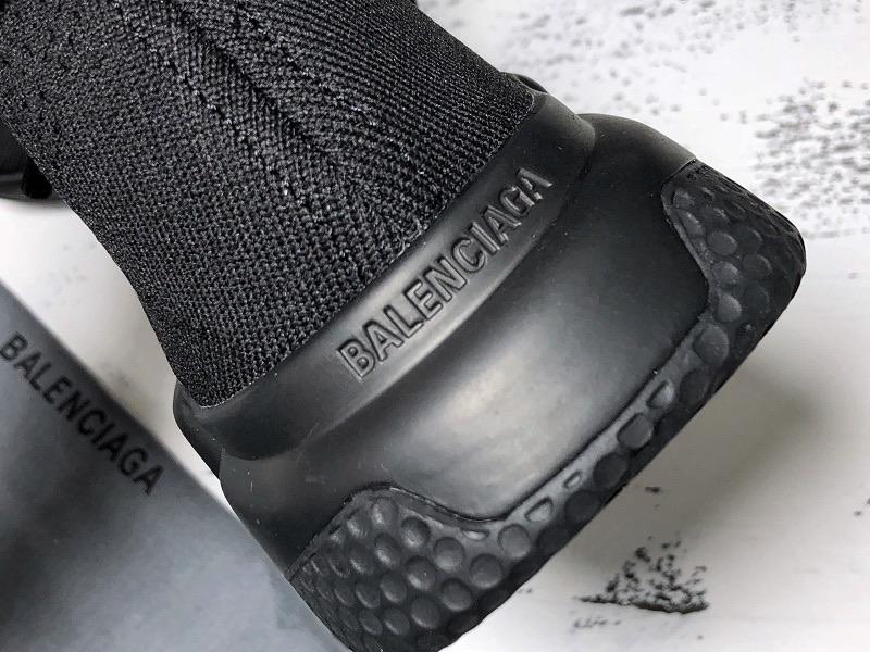 Speed Trainers “Triple Black Lace Up”