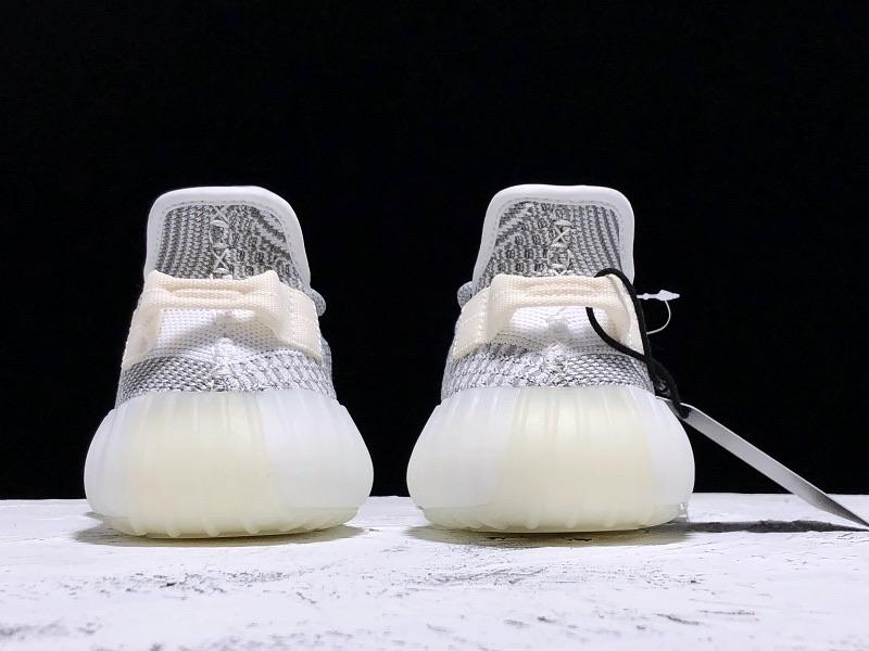 Yzy Boost 350 v2 Static  Non-Reflective