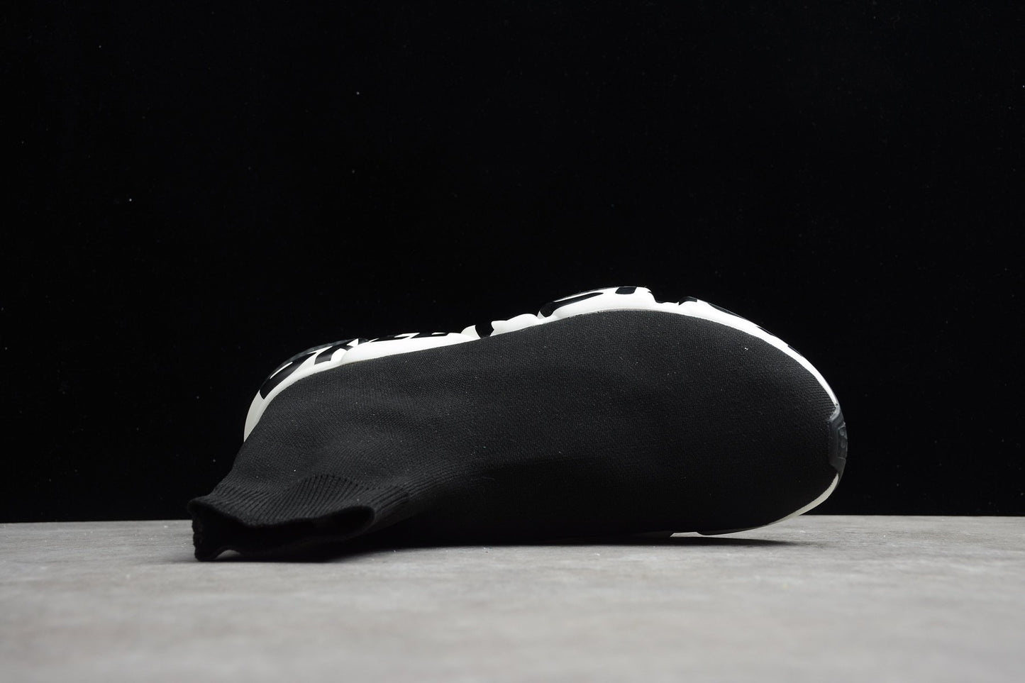 Speed Trainers “Graffiti Black”